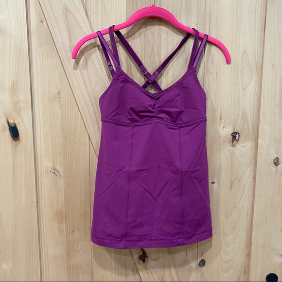 Lululemon Warrior Hot Tank Sz 4 Dewberry Raspberry - Picture 1 of 11
